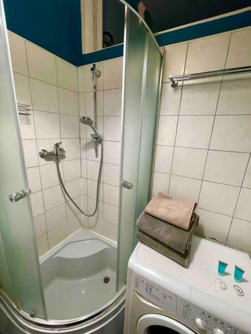 Appartement Super Square Metro X2 Fast Wifi 55'Tv Netflix Hbo Appletv+ Amazontv à Varsovie Extérieur photo
